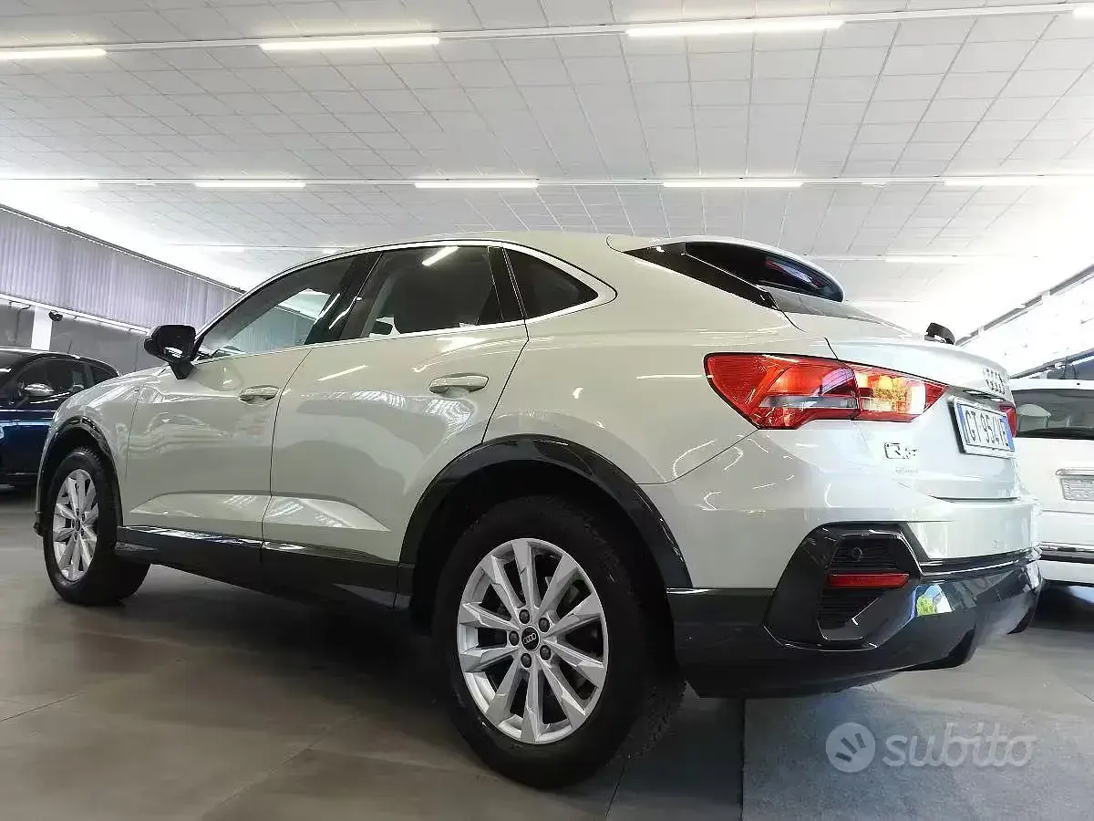 Usata Audi Q3 Sportback 150 CV (110 kW) 2021 Verde SUV