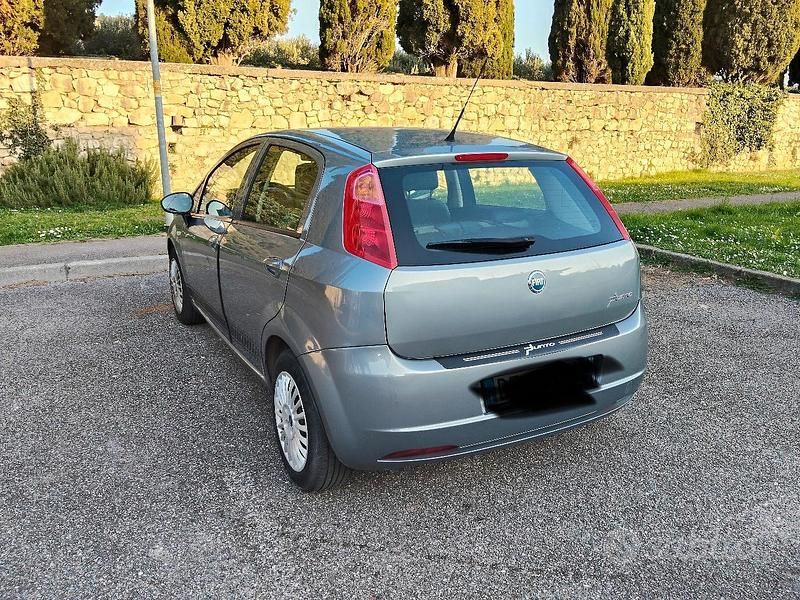 Usata Fiat Grande Punto 2006 Grigio Utilitaria