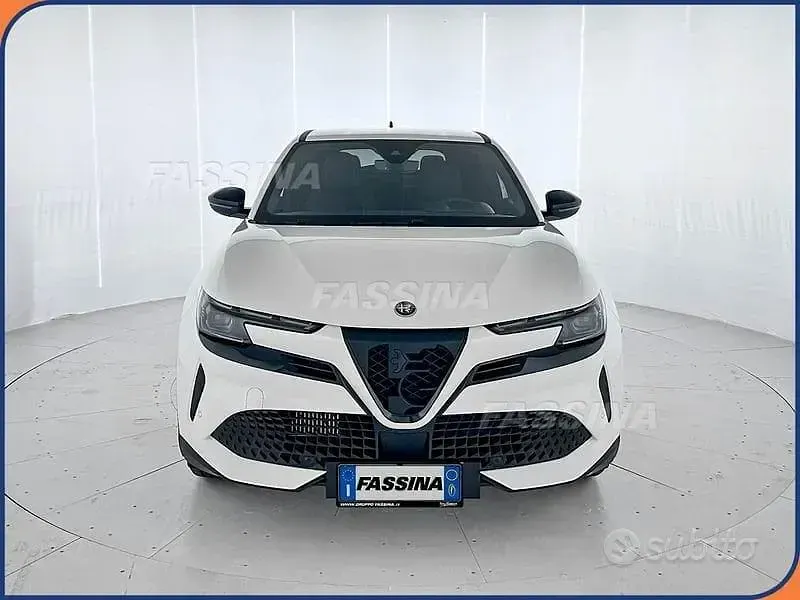 Nuova Alfa Romeo GT Junior 145 CV (106 kW) 2025 Bianco SUV