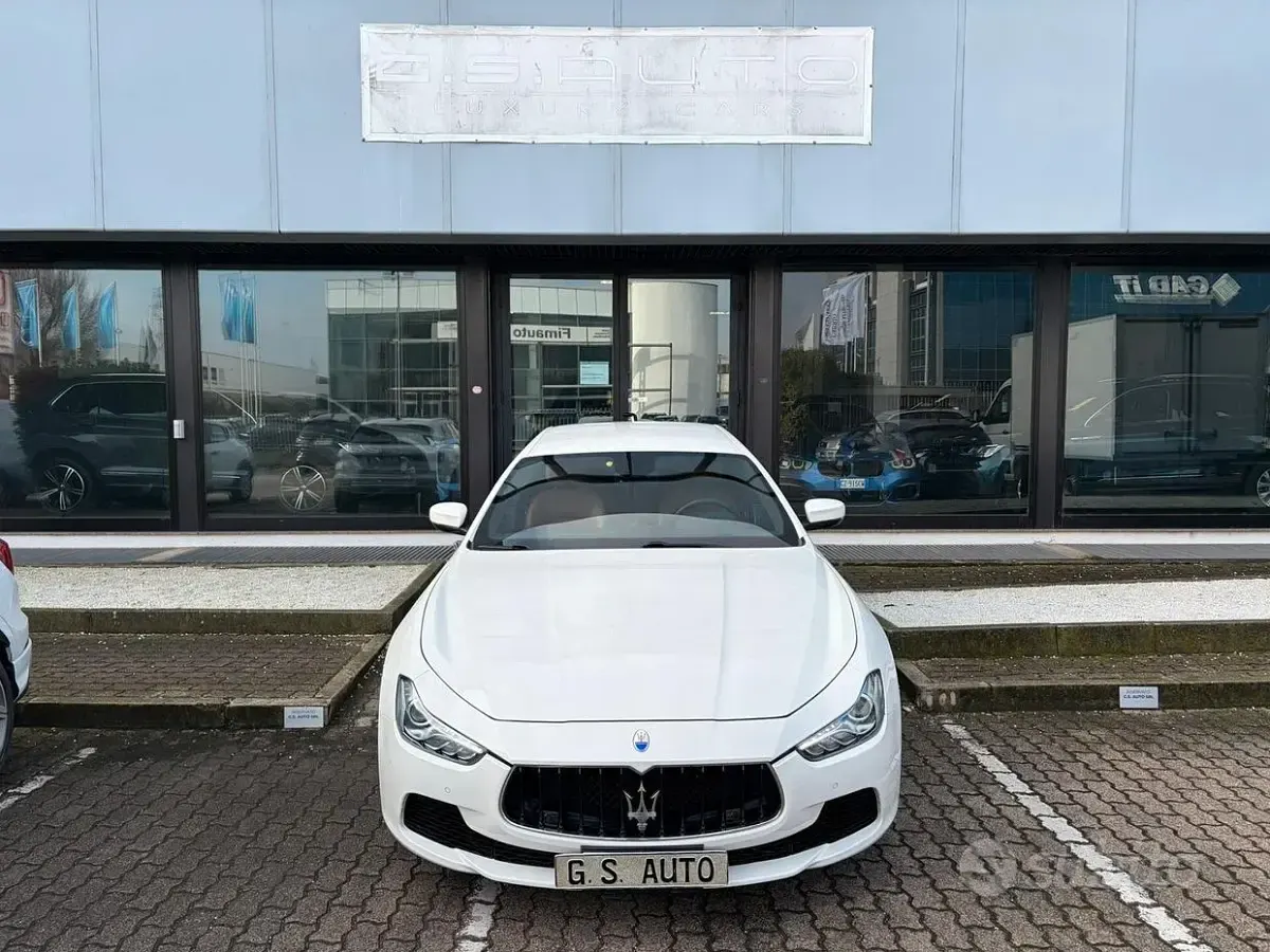 Usata Maserati Ghibli 250 CV (183 kW) 2017 Bianco Berlina