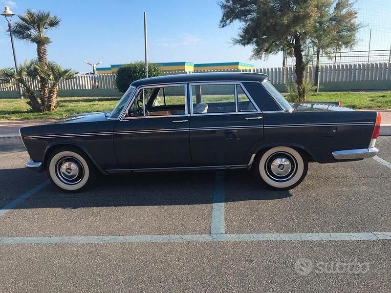 Usata Fiat 2300 Lusso 1960 Grigio Berlina