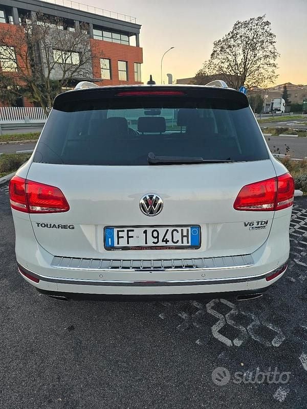 Usata VW Touareg R-line 262 CV (192 kW) 2016 Bianco SUV