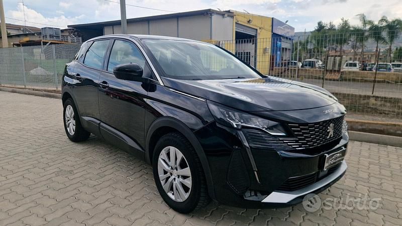 Usata Peugeot 3008 Business-Line 130 CV (95 kW) 2021 Nero SUV