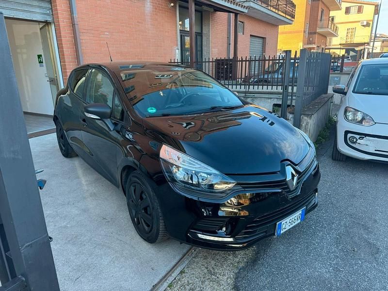 Brugt Renault Clio IV Life 75 HK (55 kW) 2018 Sort Sedan