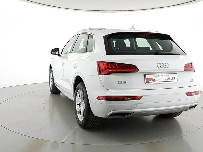 Venduto Audi Q5 40 2.0 TDI Business S. auto usate in vendita
