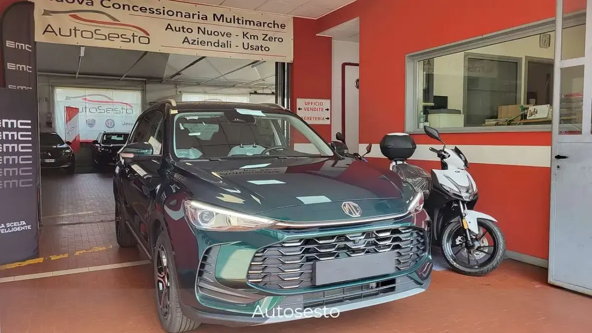 Nuova MG ZS Comfort 116 CV (85 kW) 2026 Verde SUV