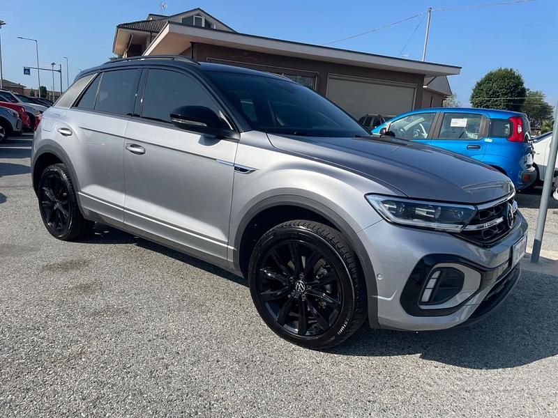 Usata VW T-Roc R-line 150 CV (110 kW) 2023 Grigio SUV