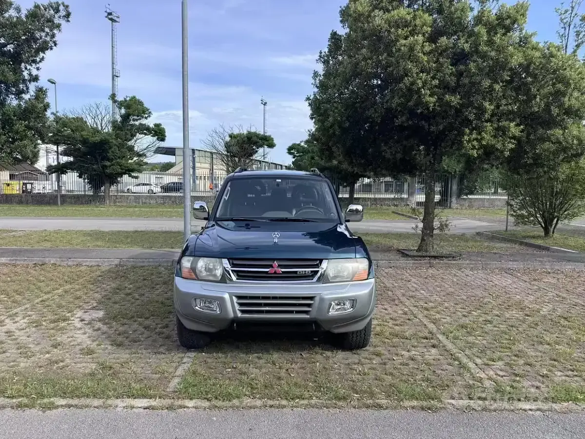 Usata Mitsubishi Pajero 2001 Verde SUV