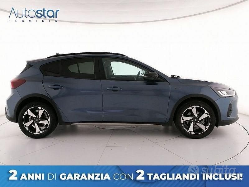 Usata Ford Focus Active 125 CV (91 kW) 2023 Blu SUV