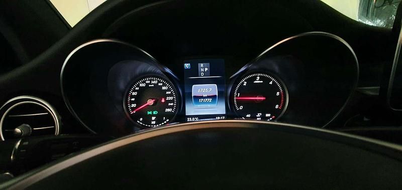 Usata Mercedes GLC250 Business 204 CV (150 kW) 2016 SUV