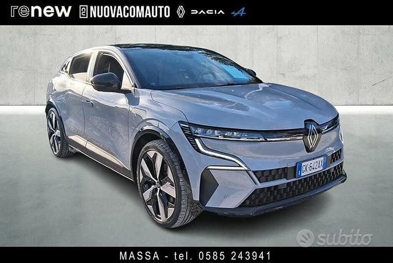Grigio Usata 2022 Renault Megane E-Tech Techno Tre volumi | 24.500 € - Immagine 1/4