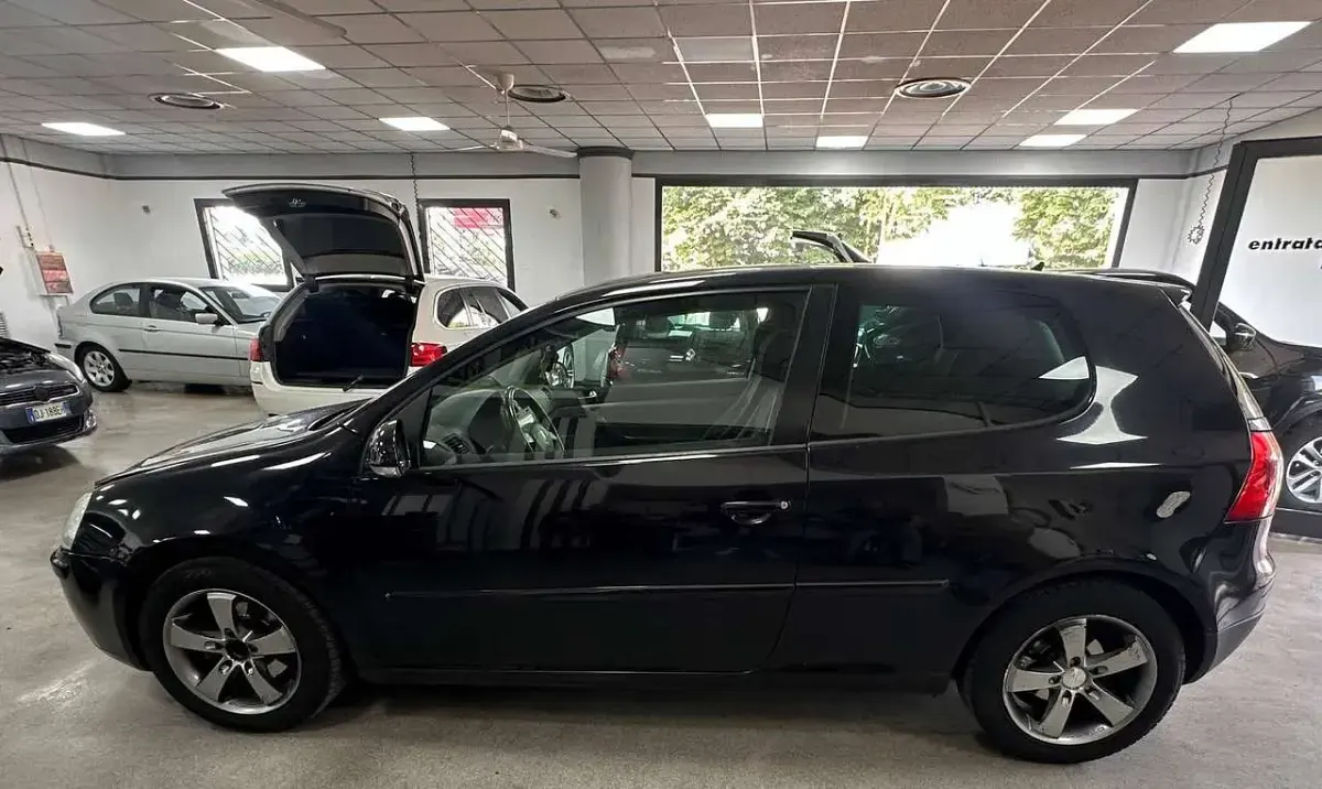 Usata VW Golf IV Sportline 116 CV (85 kW) 2006 Nero Berlina