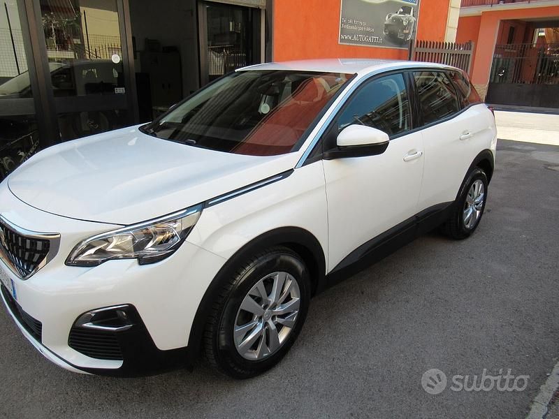 Usata Peugeot 3008 Allure 131 CV (96 kW) 2020 Bianco SUV
