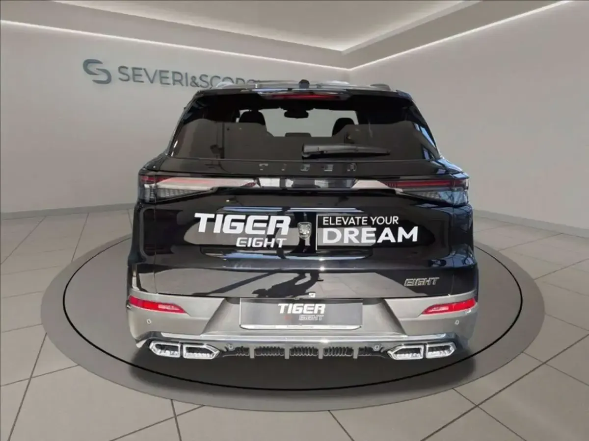 Nuova Tiger Eight 167 CV (122 kW) 2026 Nero metallizzato SUV