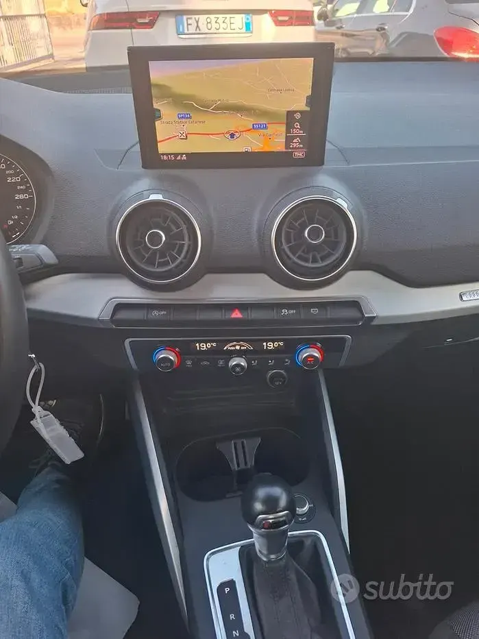 Usata Audi Q2 116 CV (85 kW) 2019 Grigio SUV