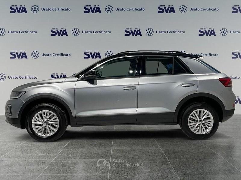Usata VW T-Roc Life 150 CV (110 kW) 2024 Pyrit silver / tetto nero past SUV