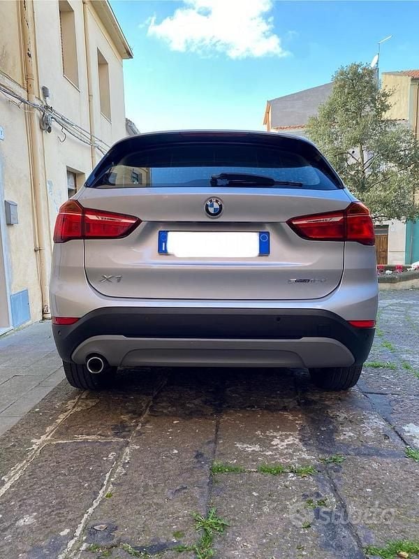 Usata BMW X1 Comfort Edition 116 CV (85 kW) 2019 Grigio SUV