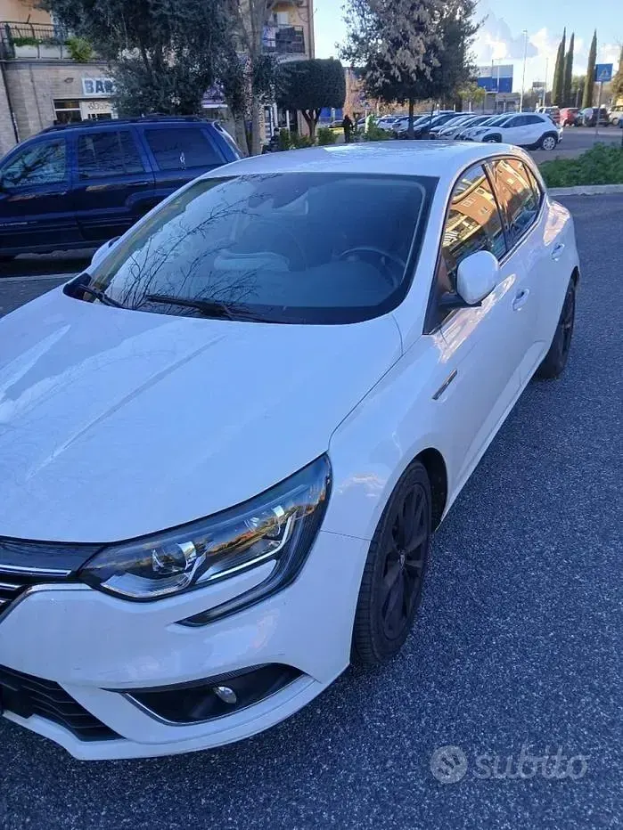 Usata Renault Mégane Bose Edition 110 CV (80 kW) 2017 Bianco Berlina