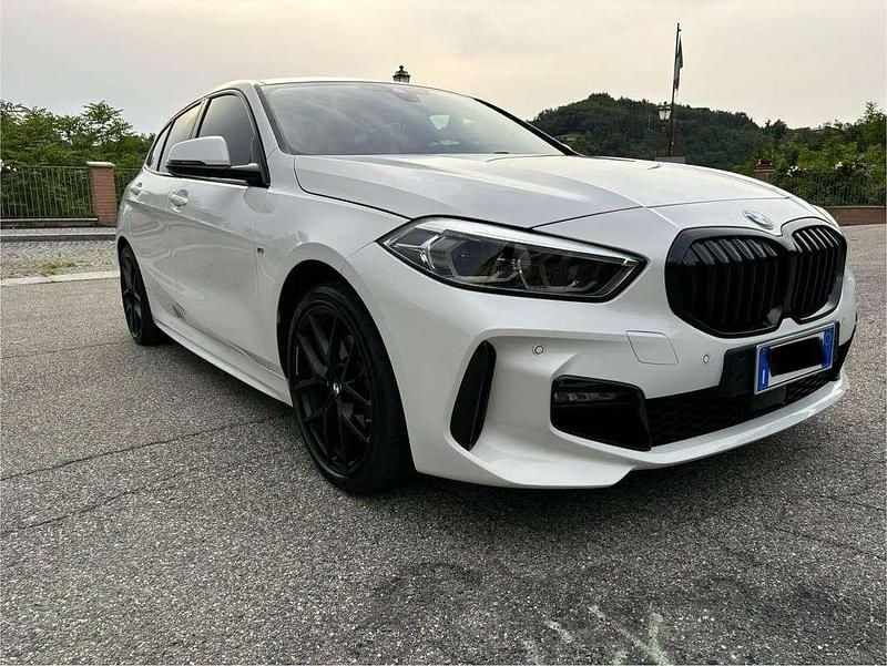 Usata BMW 116 M Sport 116 CV (85 kW) 2020 Bianco Utilitaria