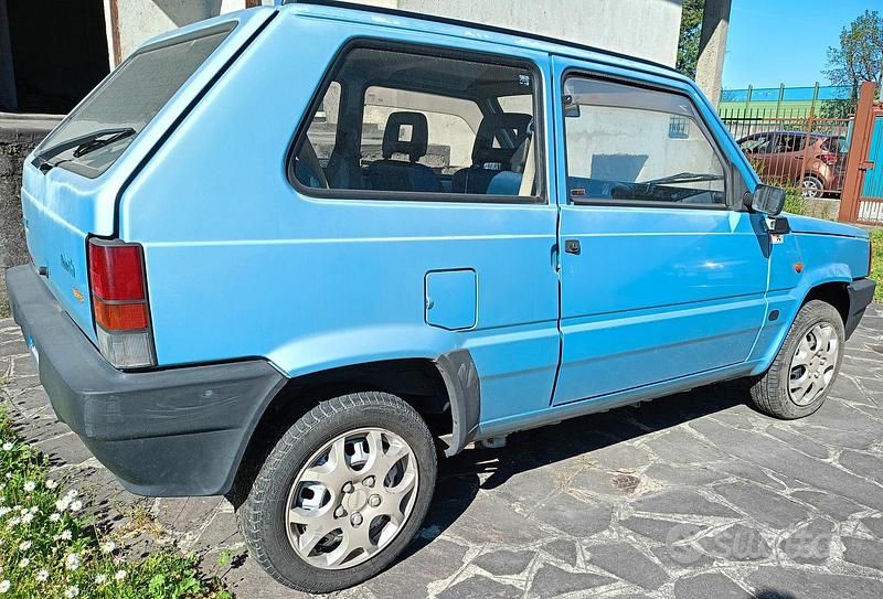 Usata Fiat Panda 54 CV (39 kW) 2001 Blu/azzurro Berlina