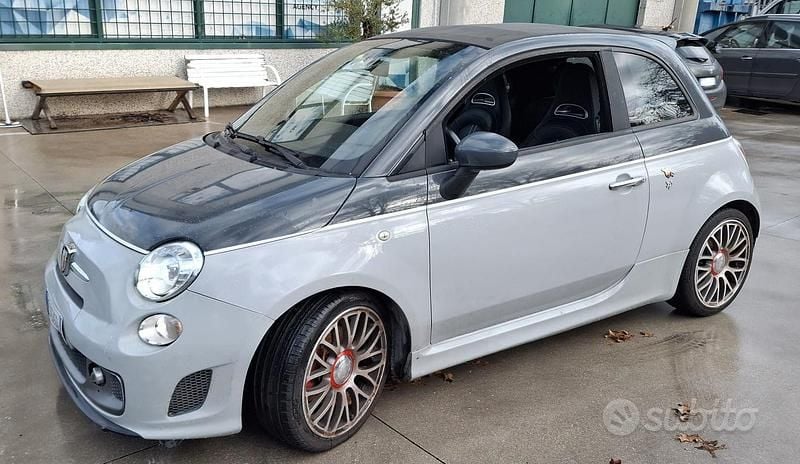 Usata Abarth 595 Turismo 165 CV (121 kW) 2017 Grigio Cabrio
