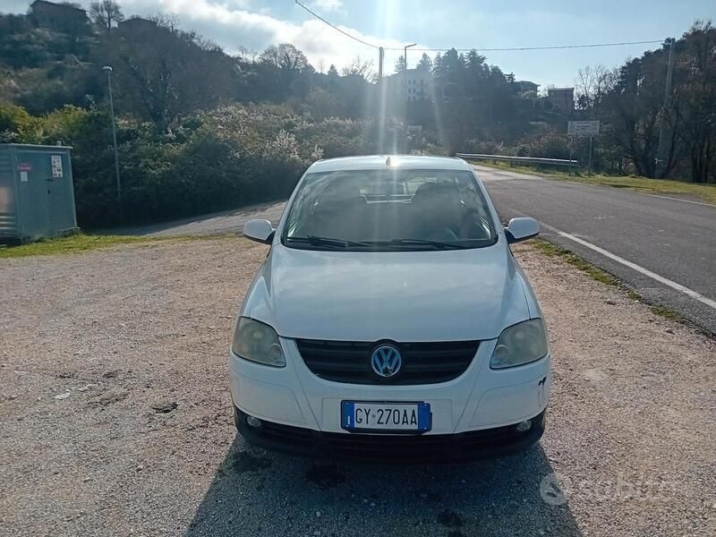 Usata VW Fox 70 CV (51 kW) 2007 Bianco Utilitaria