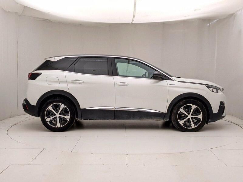Usata Peugeot 3008 GT-line 120 CV (88 kW) 2017 Bianco SUV