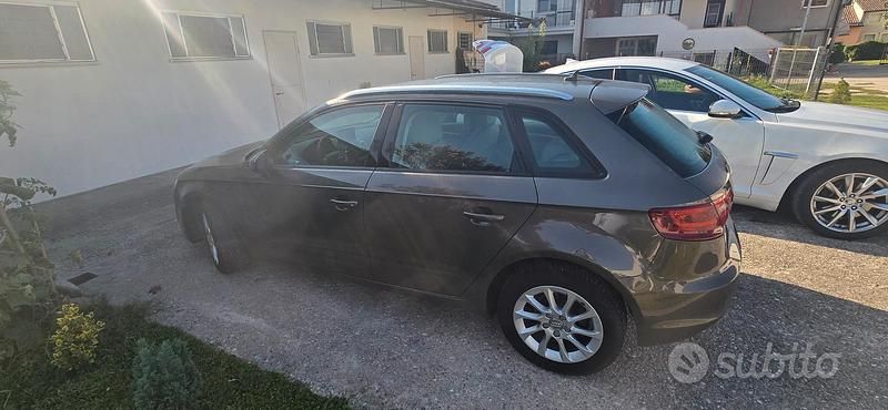 Usata Audi A3 Comfort 110 CV (80 kW) 2015 Grigio Utilitaria