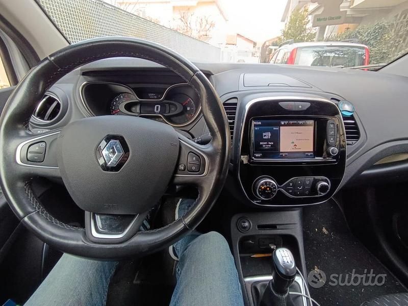 Usata Renault Captur 2017 Grigio SUV