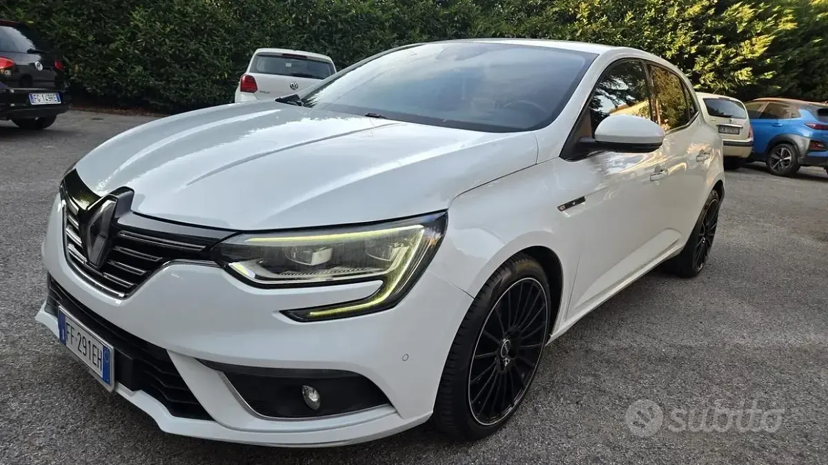 Usata Renault Mégane III Bose Edition 131 CV (96 kW) 2016 Bianco Berlina