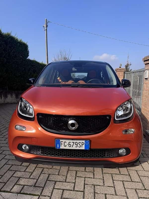 Usata Smart ForFour Passion 75 CV (55 kW) 2015 Utilitaria