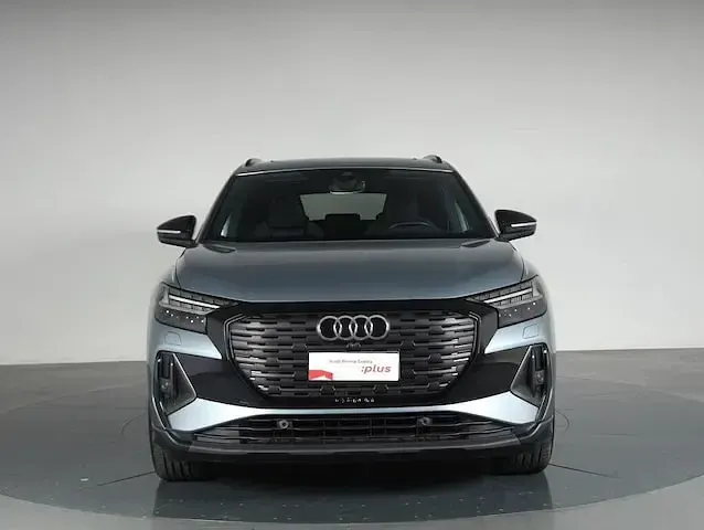 Usata Audi Q4 e-tron S-Line 250 kW (340 CV) 2025 Blu geyser metallizzato SUV