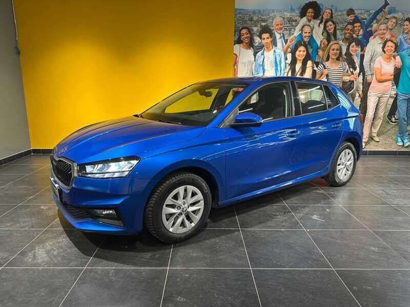 Usata Skoda Fabia Ambition 110 CV (80 kW) 2022 Blu/azzurro Utilitaria