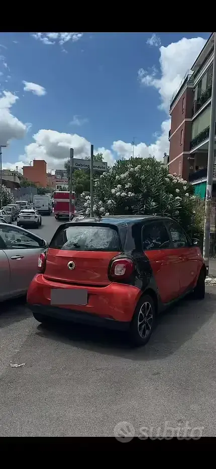 Usata Smart ForFour 90 CV (66 kW) 2016 Rosso Utilitaria
