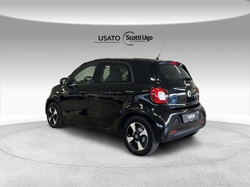 Usata Smart ForFour Electric Drive Prime 60 kW (82 CV) 2021 Nero Berlina