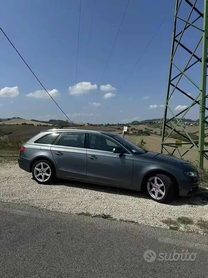 Usata Audi A4 170 CV (125 kW) 2012 Grigio Station wagon