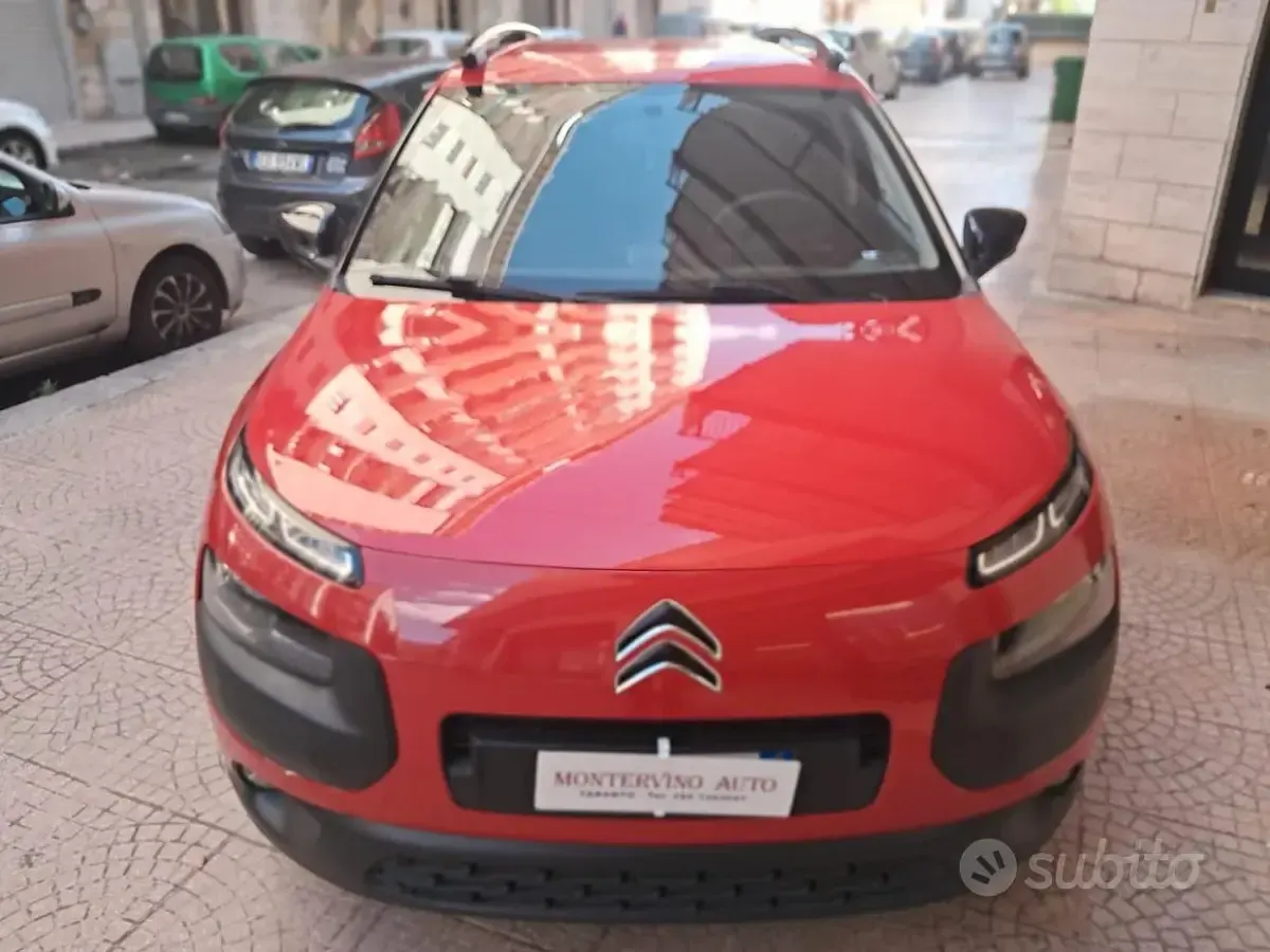 Usata Citroën C4 99 CV (72 kW) 2014 Rosso SUV