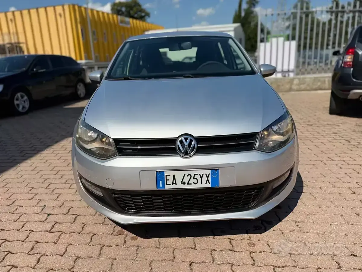 Usata VW Polo Comfortline 69 CV (50 kW) 2010 Grigio Utilitaria