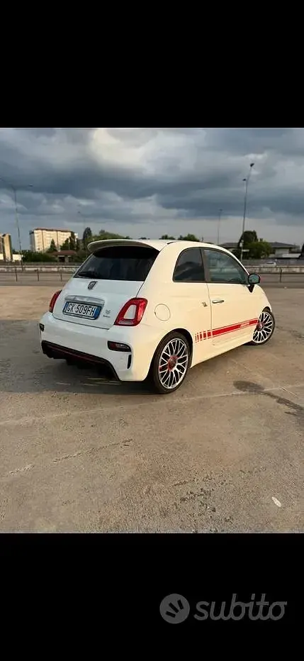 Usata Abarth 595 165 CV (121 kW) 2022 Bianco Berlina