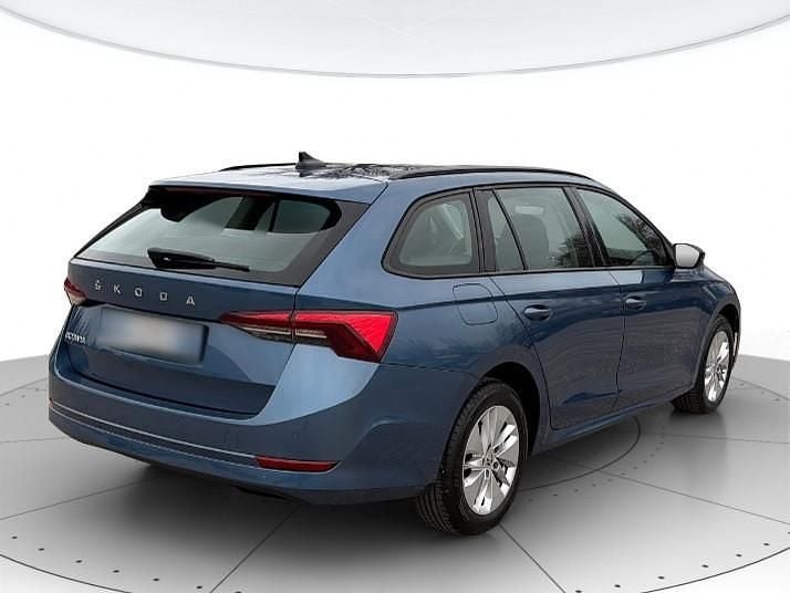 Usata Skoda Octavia Executive 150 CV (110 kW) 2020 Blu Station wagon