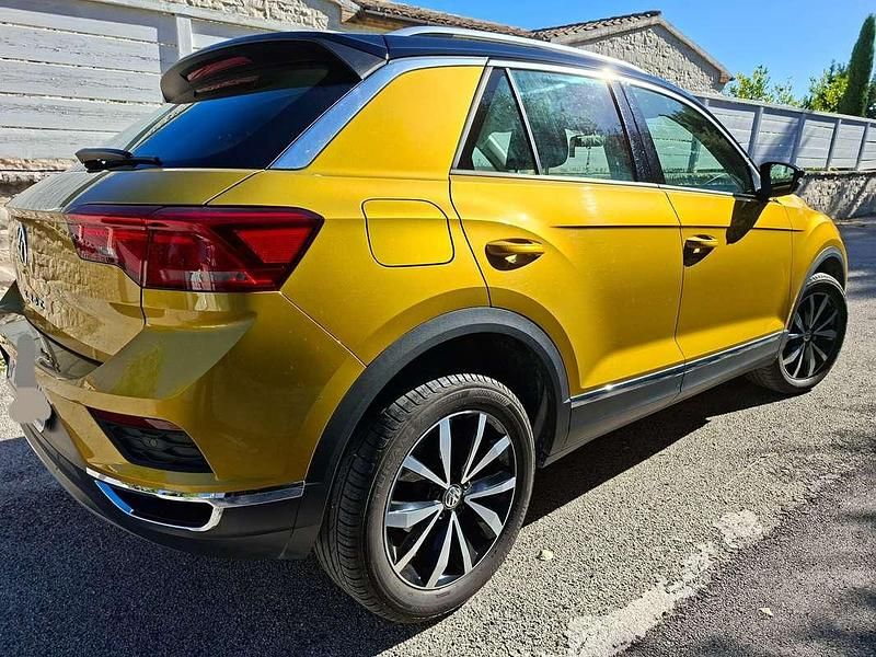 Usata VW T-Roc Style 116 CV (85 kW) 2019 Oro SUV