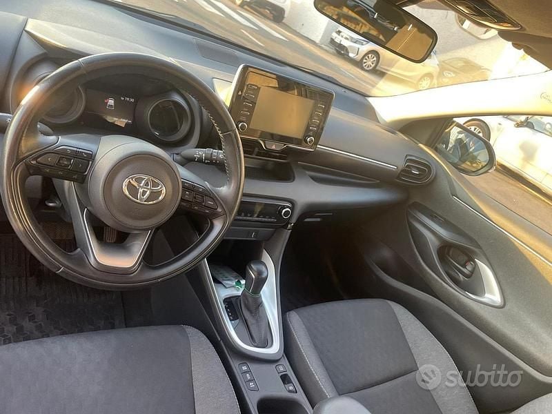 Usata Toyota Yaris 120 CV (88 kW) 2021 Utilitaria