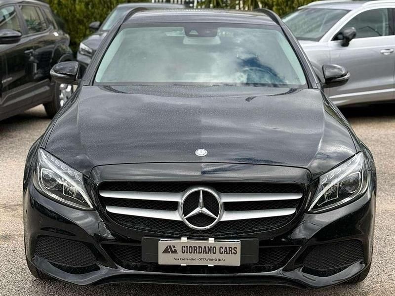 Usata Mercedes C180 Business 116 CV (85 kW) 2017 Nero Station wagon