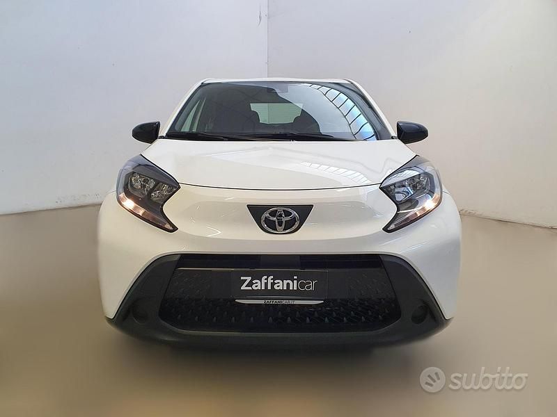Usata Toyota Aygo X Active 72 CV (52 kW) 2024 Bianco SUV