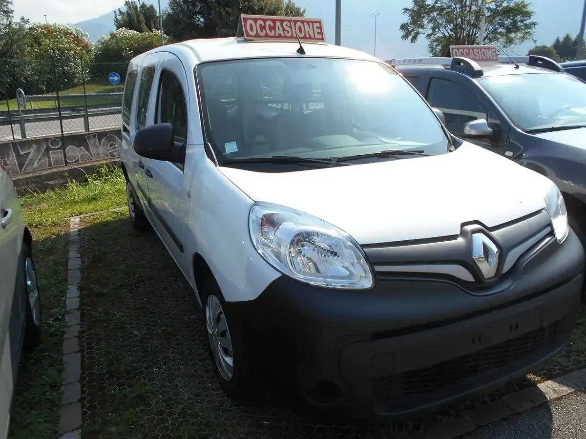 Usata Renault Kangoo 95 CV (69 kW) 2021 Bianco Monovolume