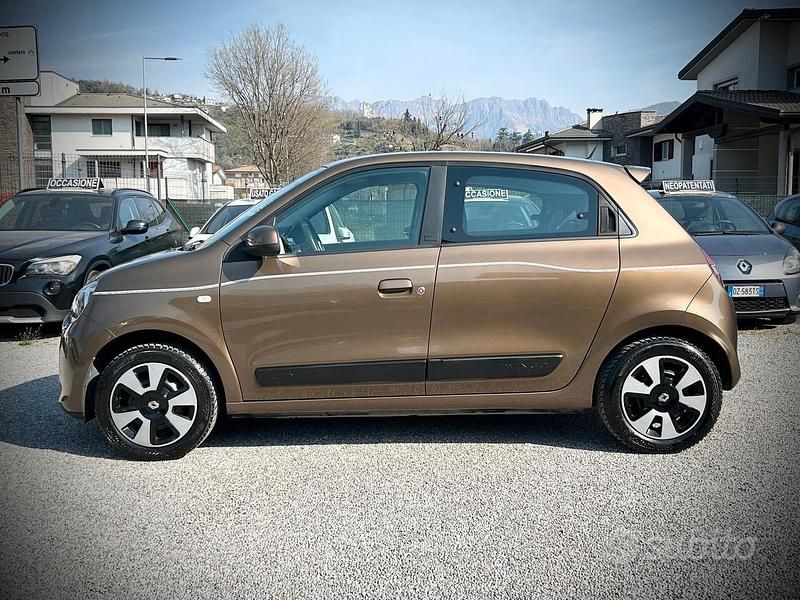 Usata Renault Twingo 70 CV (51 kW) 2017 Marrone Utilitaria