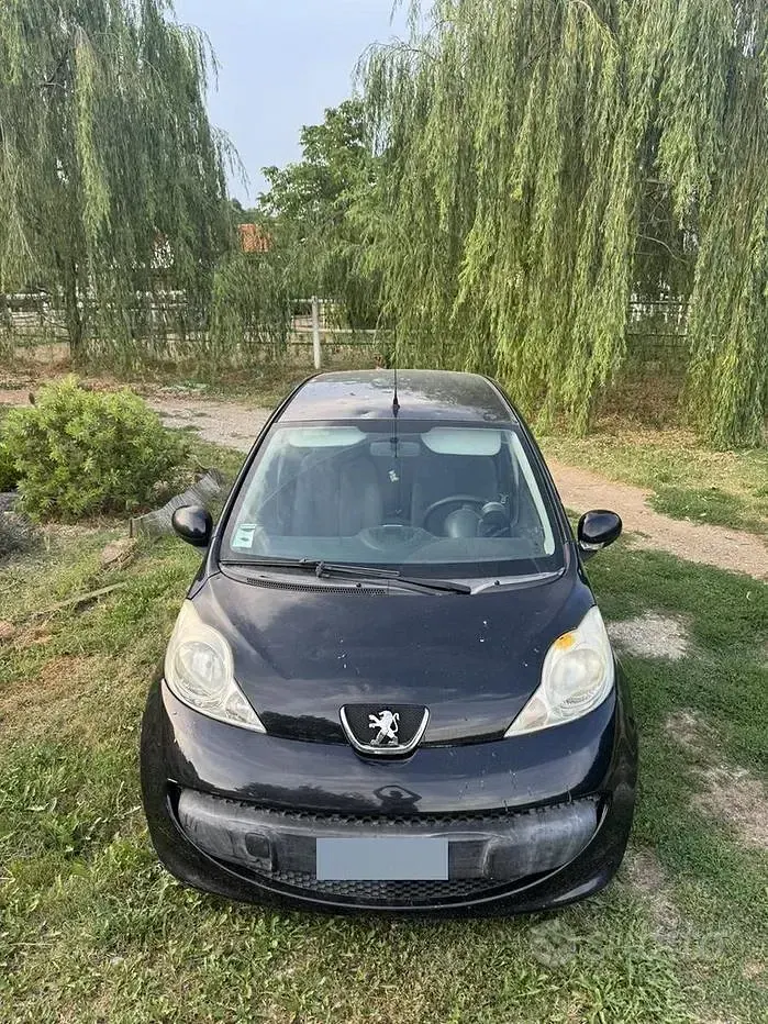 Usata Peugeot 107 68 CV (50 kW) 2007 Nero Utilitaria
