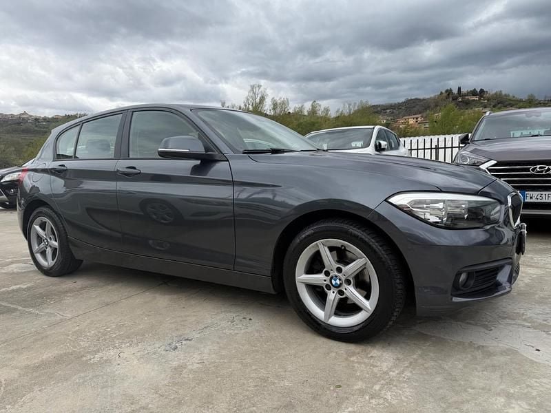 Usata BMW 116 116 CV (85 kW) 2017 Grigio Utilitaria