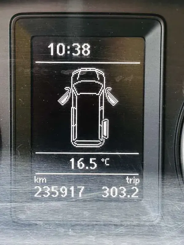 Usata VW Caravelle 190 CV (139 kW) 2012 Argento Furgone