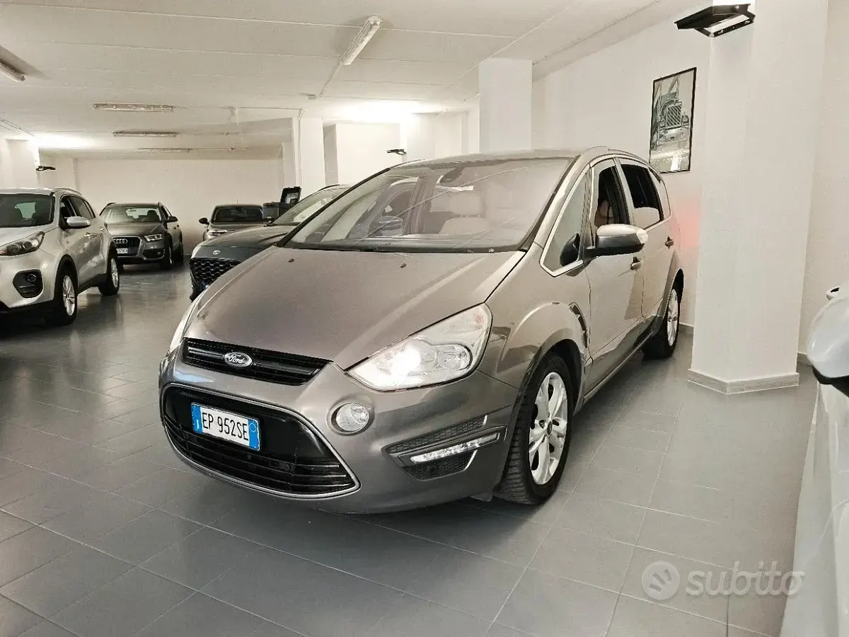 Usata Ford S-MAX S 163 CV (119 kW) 2012 Monovolume